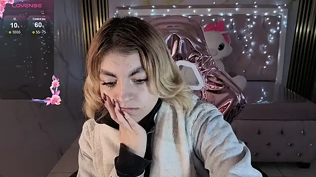 lili conor s online show from 11/19/25, 03:06