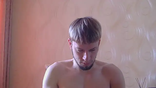 Snapshot of frama666 chatting on 07/06/26, 08:00 frama666 online show from 07/06/26, 08:00