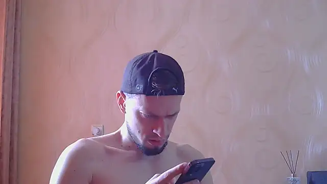 Snapshot of frama666 chatting on 07/14/26, 10:21 frama666 online show from 07/14/26, 10:21