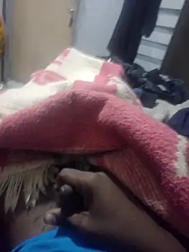 Snapshot of Mosha203 chatting on 04/11/26, 01:10 Mosha203 online show from 04/11/26, 01:10