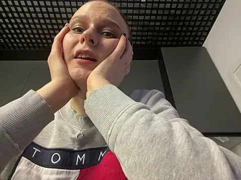 Snapshot of NatalyRose_ chatting on 03/16/25, 03:58 NatalyRose  online show from 03/16/25, 03:58