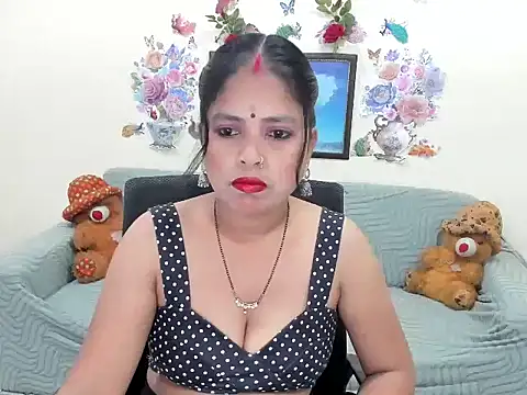leahgotiii online show from 05/10/26, 03:01