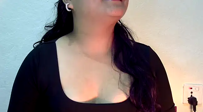 Snapshot of rosay_rosee chatting on 02/20/25, 03:08 rosay rosee online show from 02/20/25, 03:08