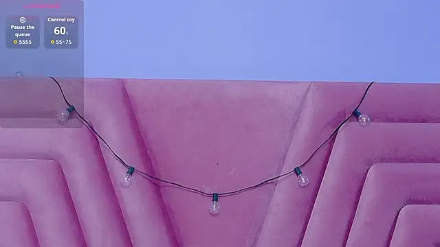 innocenthazel online show from 11/30/25, 12:53