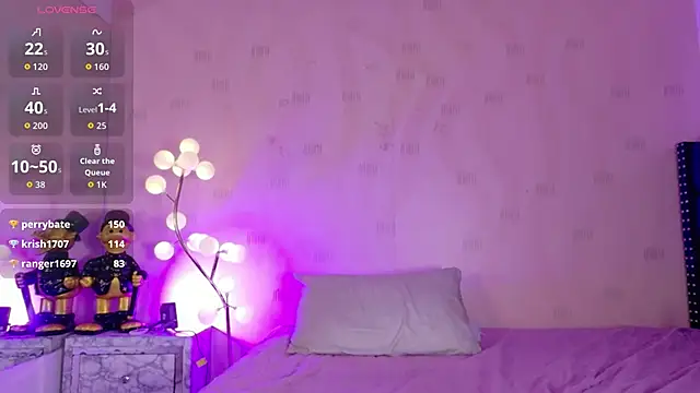 Snapshot of innocenthazel chatting on 03/16/26, 01:00 innocenthazel online show from 03/16/26, 01:00