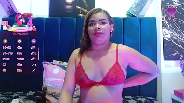 Snapshot of Mariana_star1 chatting on 10/04/25, 04:32 Mariana star1 online show from 10/04/25, 04:32