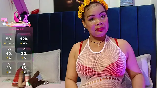 Snapshot of Mariana_star1 chatting on 11/16/25, 04:29 Mariana star1 online show from 11/16/25, 04:29