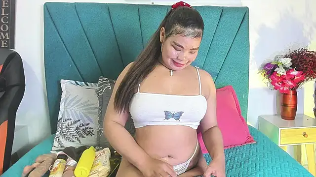 Snapshot of Mariana_star1 chatting on 05/08/26, 04:29 Mariana star1 online show from 05/08/26, 04:29