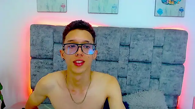 skinny bigcock02 online show from 02/22/25, 11:13