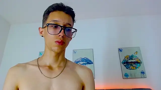 skinny bigcock02 online show from 03/07/25, 10:43