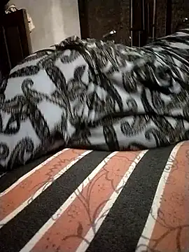 sharnjit299 online show from 09/12/25, 06:08