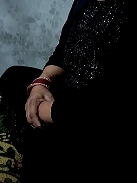 sharnjit299 online show from 12/16/25, 05:45