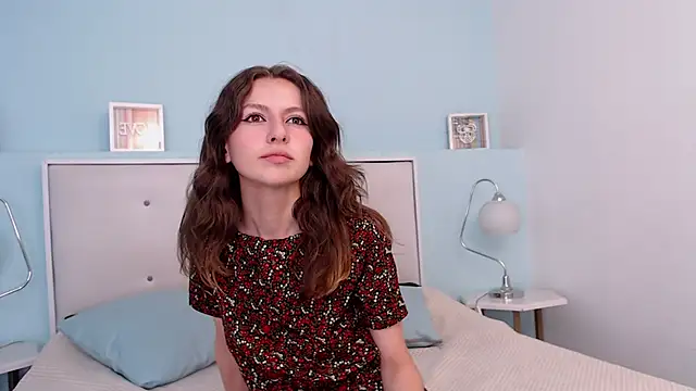 Snapshot of Sunshine_gh1 chatting on 10/14/25, 08:20 Sunshine gh1 online show from 10/14/25, 08:20