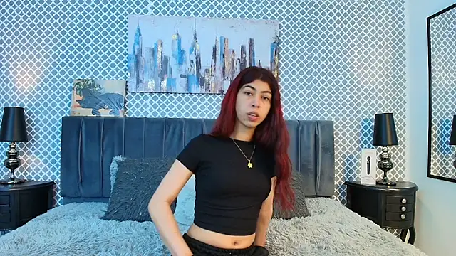 Snapshot of Cassie_bloom chatting on 03/08/25, 03:39 Cassie bloom online show from 03/08/25, 03:39