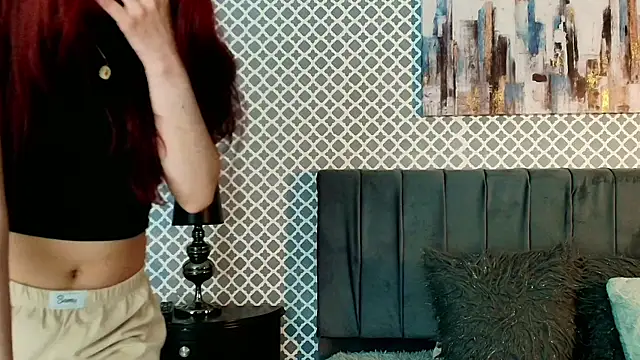 Snapshot of Cassie_bloom chatting on 09/24/25, 03:54 Cassie bloom online show from 09/24/25, 03:54