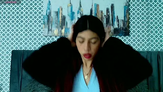 Snapshot of Cassie_bloom chatting on 10/01/25, 05:02 Cassie bloom online show from 10/01/25, 05:02