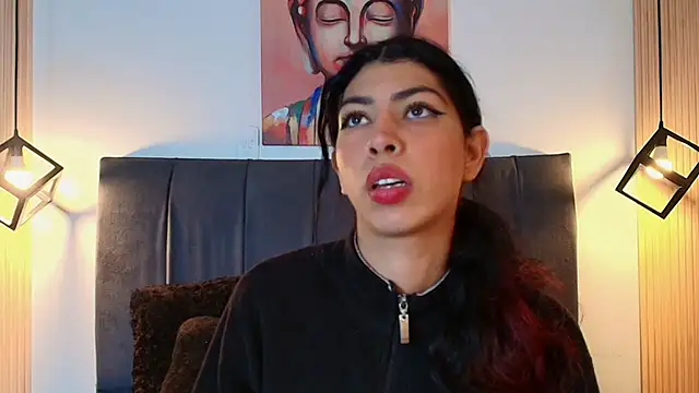 Snapshot of Cassie_bloom chatting on 11/20/25, 07:35 Cassie bloom online show from 11/20/25, 07:35