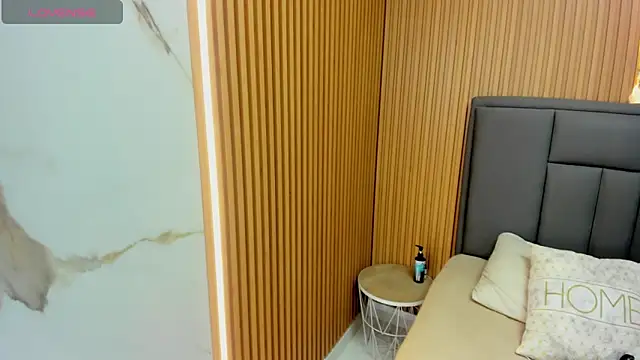 MEGANZARICK online show from 11/15/25, 03:15