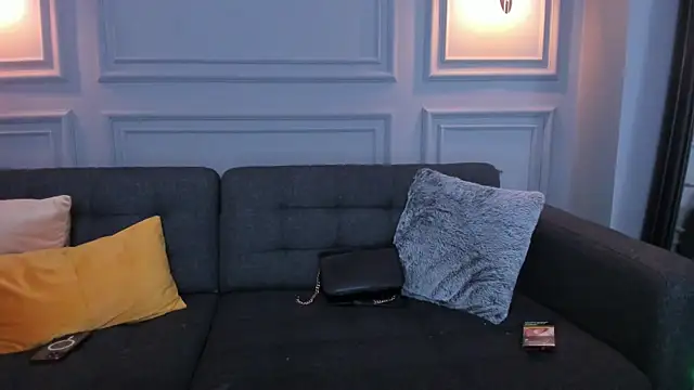 BridgitteBia online show from 03/02/25, 09:43