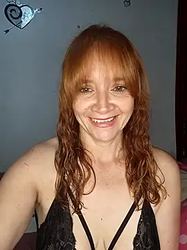 Snapshot of chanel-2025 chatting on 04/28/26, 12:42 chanel-2025 online show from 04/28/26, 12:42