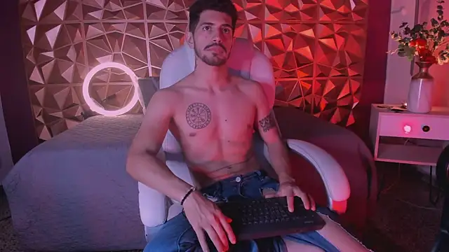 AlejandroStormm online show from 03/12/25, 06:18