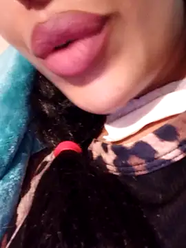 Sexlove1xo online show from 11/20/25, 01:28