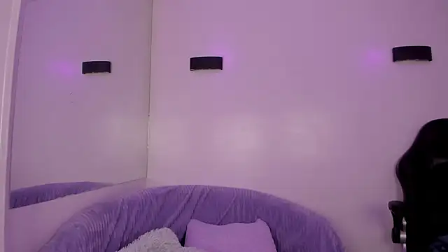 Anniie  Evans online show from 09/24/25, 02:09