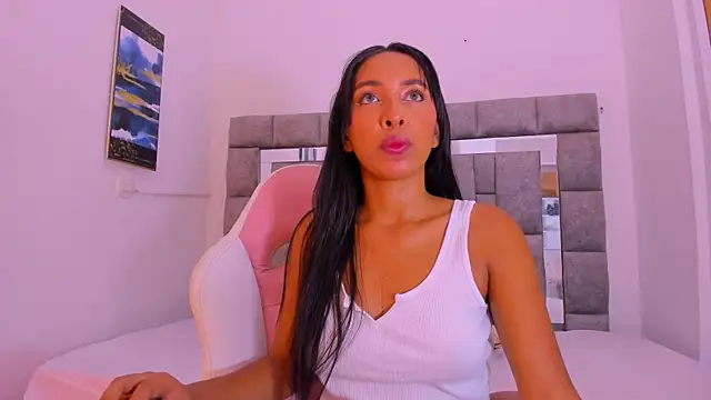 Emma lorense22 online show from 03/02/25, 12:43