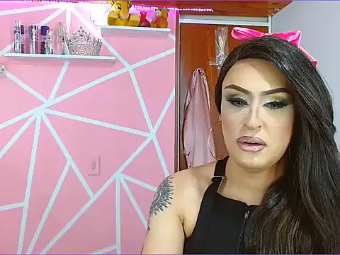 Snapshot of crsthinasweet chatting on 03/17/25, 12:08 crsthinasweet online show from 03/17/25, 12:08