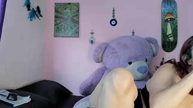 Snapshot of Maddy_Jhonsson chatting on 04/13/26, 10:04 Maddy Jhonsson online show from 04/13/26, 10:04