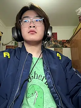 Snapshot of Anson0722 chatting on 01/17/26, 02:11 Anson0722 online show from 01/17/26, 02:11