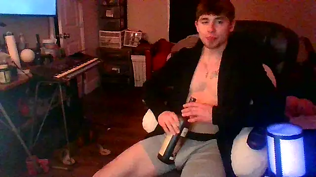 Snapshot of JCstrings chatting on 02/24/25, 07:22 JCstrings online show from 02/24/25, 07:22