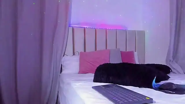 Anaroussew02 online show from 11/23/25, 05:51