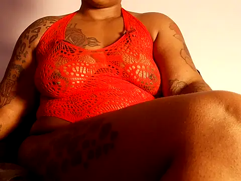 Snapshot of MsBootyBoop chatting on 10/09/25, 06:44 MsBootyBoop online show from 10/09/25, 06:44