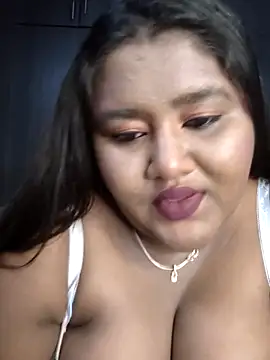 horny diana online show from 06/20/26, 05:05