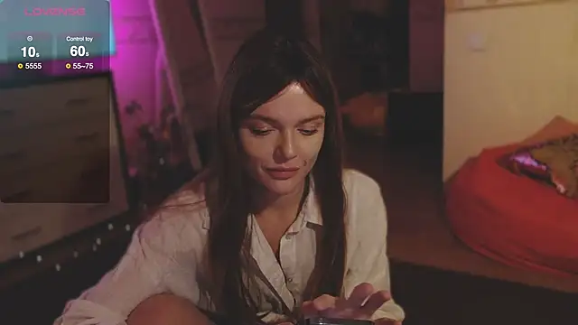 CherryRed Girl online show from 02/24/25, 12:41