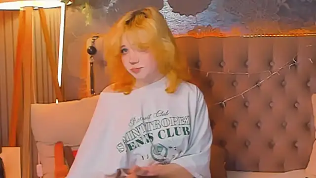EmilyAngells online show from 04/27/26, 06:22