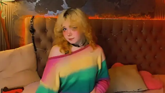 EmilyAngells online show from 05/11/26, 07:25