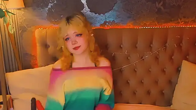 EmilyAngells online show from 05/15/26, 06:53