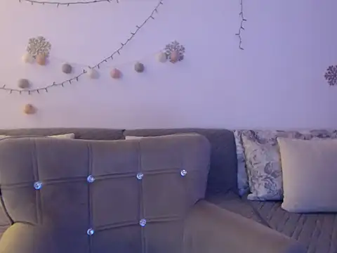 YourfantasyGiuly online show from 06/26/26, 11:58