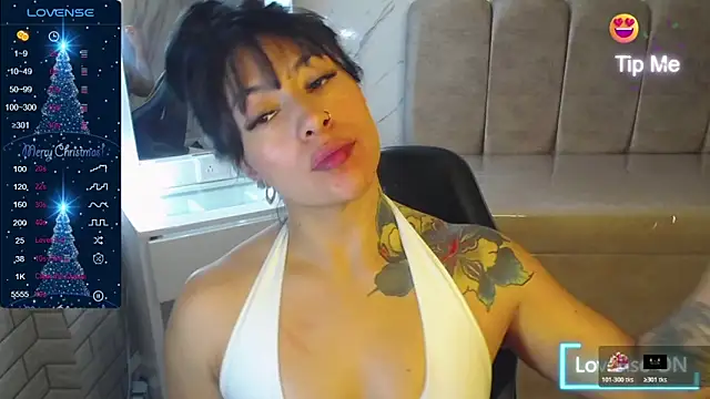 Isabella Collen v online show from 12/15/25, 08:02