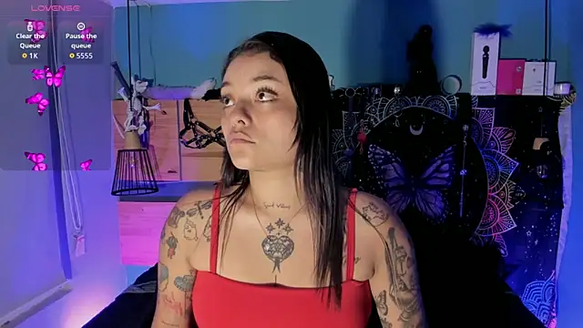 ChloeAllennn online show from 05/24/26, 04:23