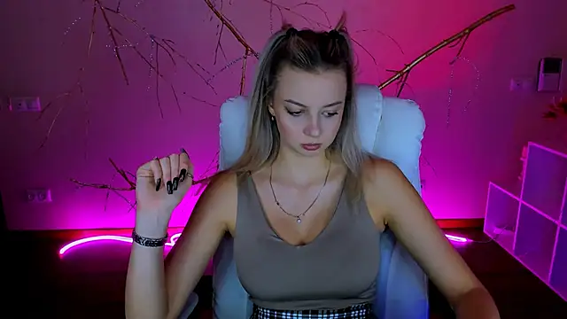 melissa richardson online show from 11/22/25, 12:15