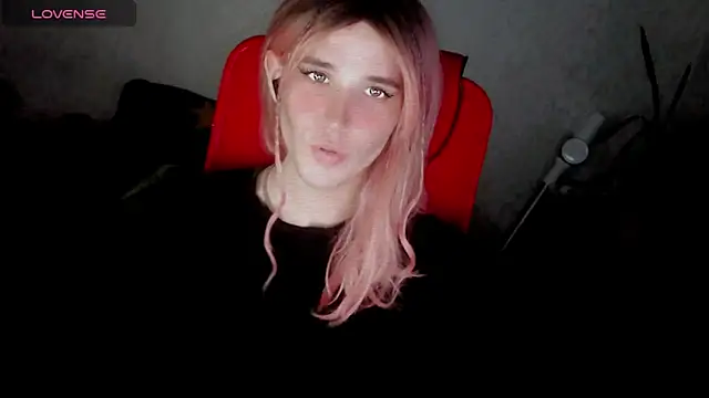 hellenspellman online show from 10/12/25, 03:11