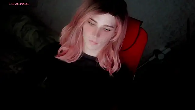 hellenspellman online show from 11/17/25, 01:39