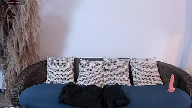 Ivaannaa  online show from 03/01/25, 11:06