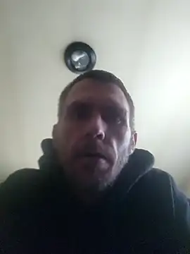 Snapshot of lambomusik chatting on 02/23/25, 06:56 lambomusik online show from 02/23/25, 06:56