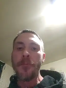 Snapshot of lambomusik chatting on 02/24/25, 12:41 lambomusik online show from 02/24/25, 12:41