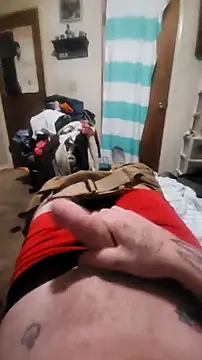 Snapshot of lambomusik chatting on 03/06/25, 01:27 lambomusik online show from 03/06/25, 01:27