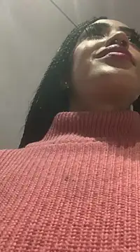 Snapshot of MichelleDiaz_Pink chatting on 03/01/25, 11:04 MichelleDiaz Pink online show from 03/01/25, 11:04